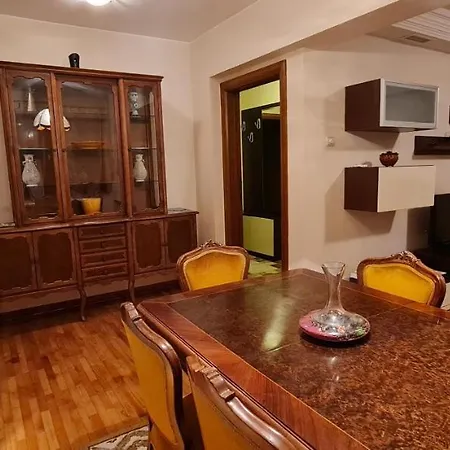 Oasis Lux * Kladovo