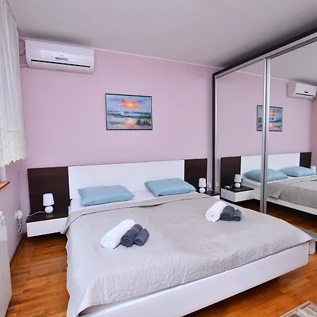 Apartment Oasis Lux *